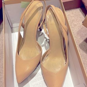 Michael kors high heels close toe shoes